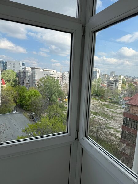 Piata Victoriei, Veronica Micle nr. 20,